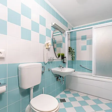 Vali Dramalj Hotel 4*