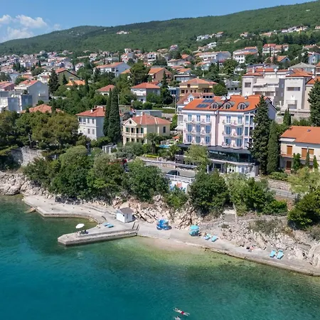 Hotel Vali Dramalj 4*